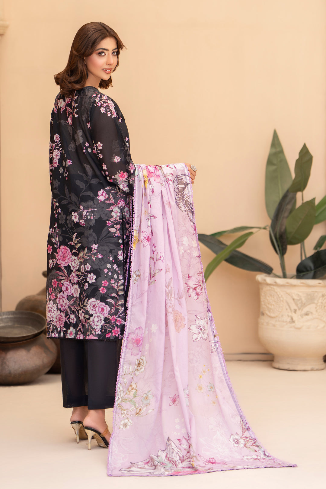 3 Pcs Unstitched Chic Black Lawn - SU25V20-S4 - JACQUARD CLOTHING