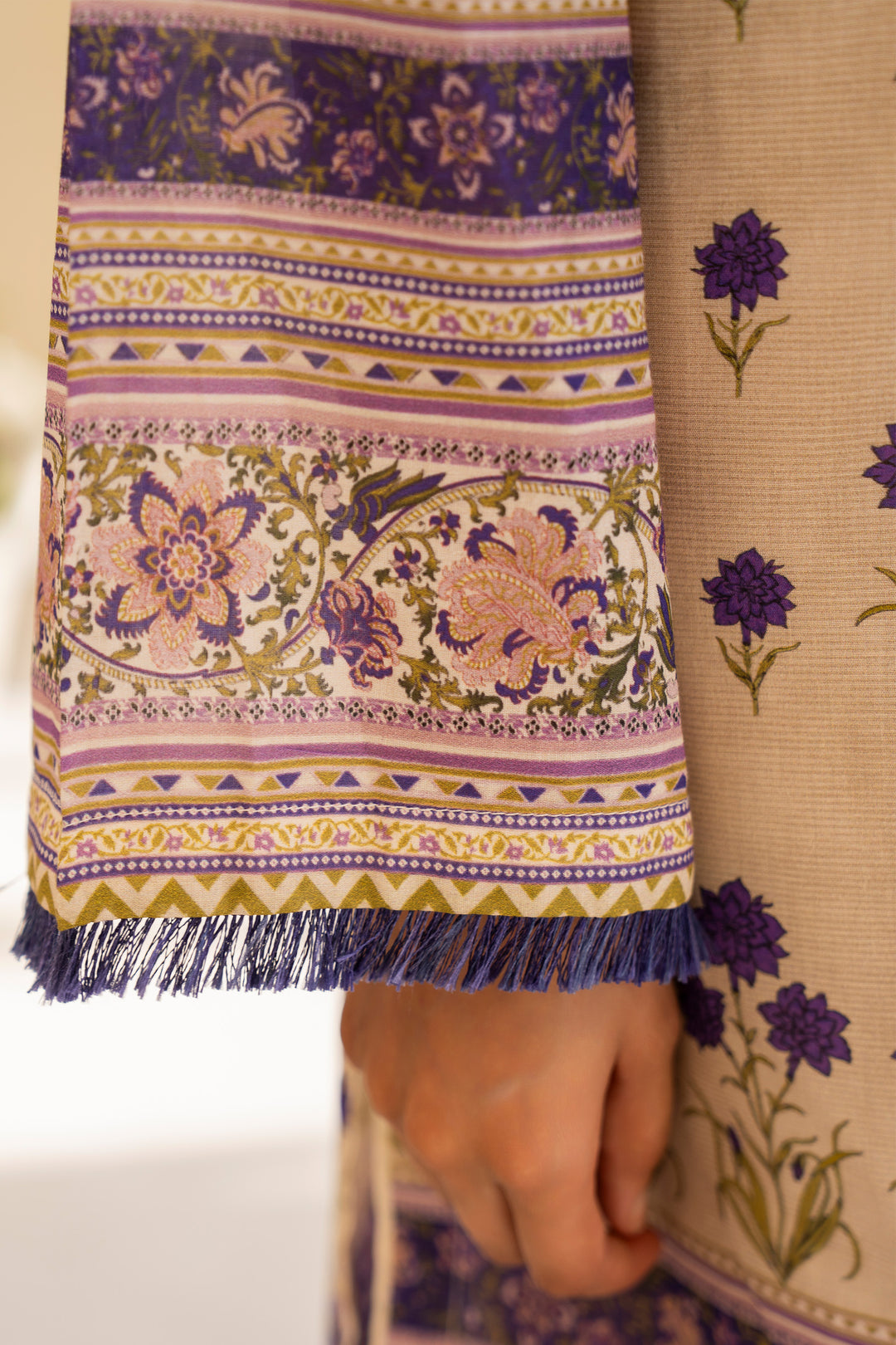 Beige 3 Piece Unstitched Premium Lawn - SU25V4-S5 - JACQUARD CLOTHING