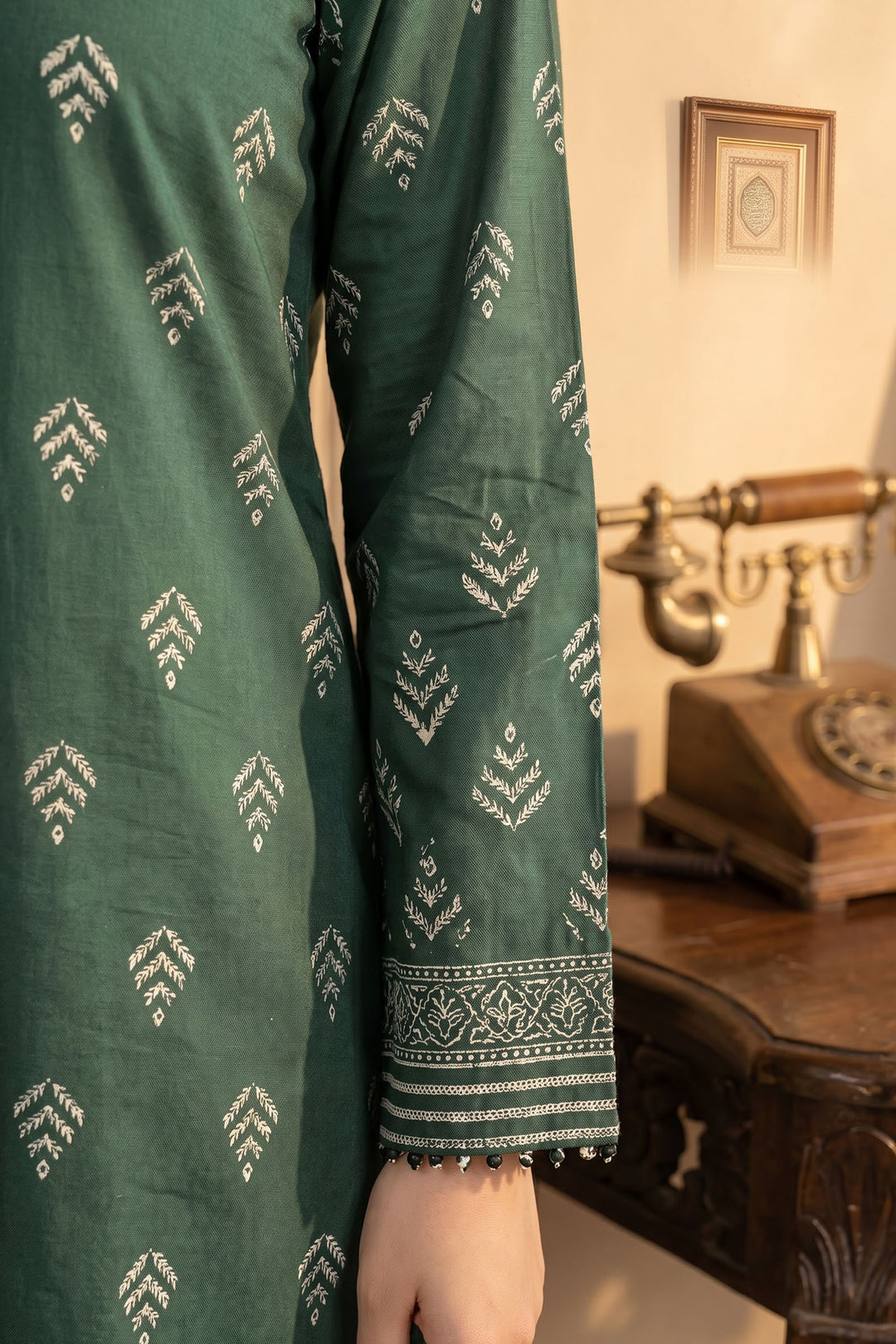2 Piece Hunter Green Unstitched Printed Cambric Co-Ord Set