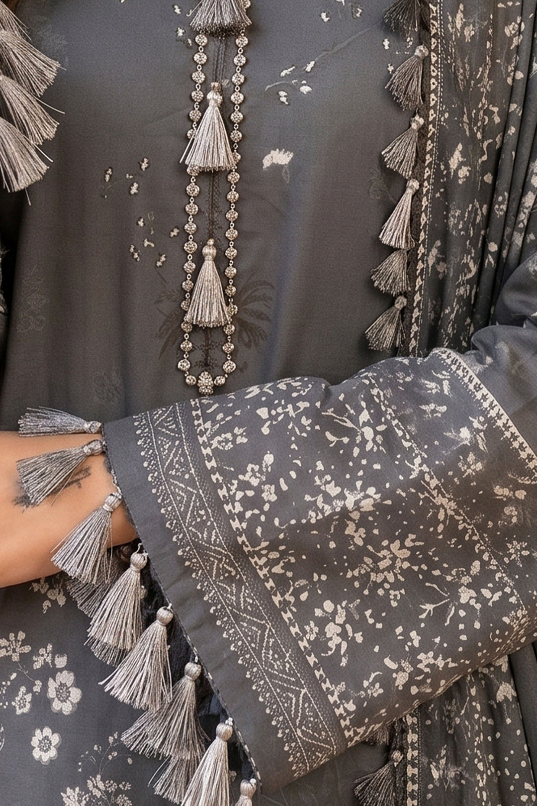 3 Piece Unstitched Grey Premium Lawn