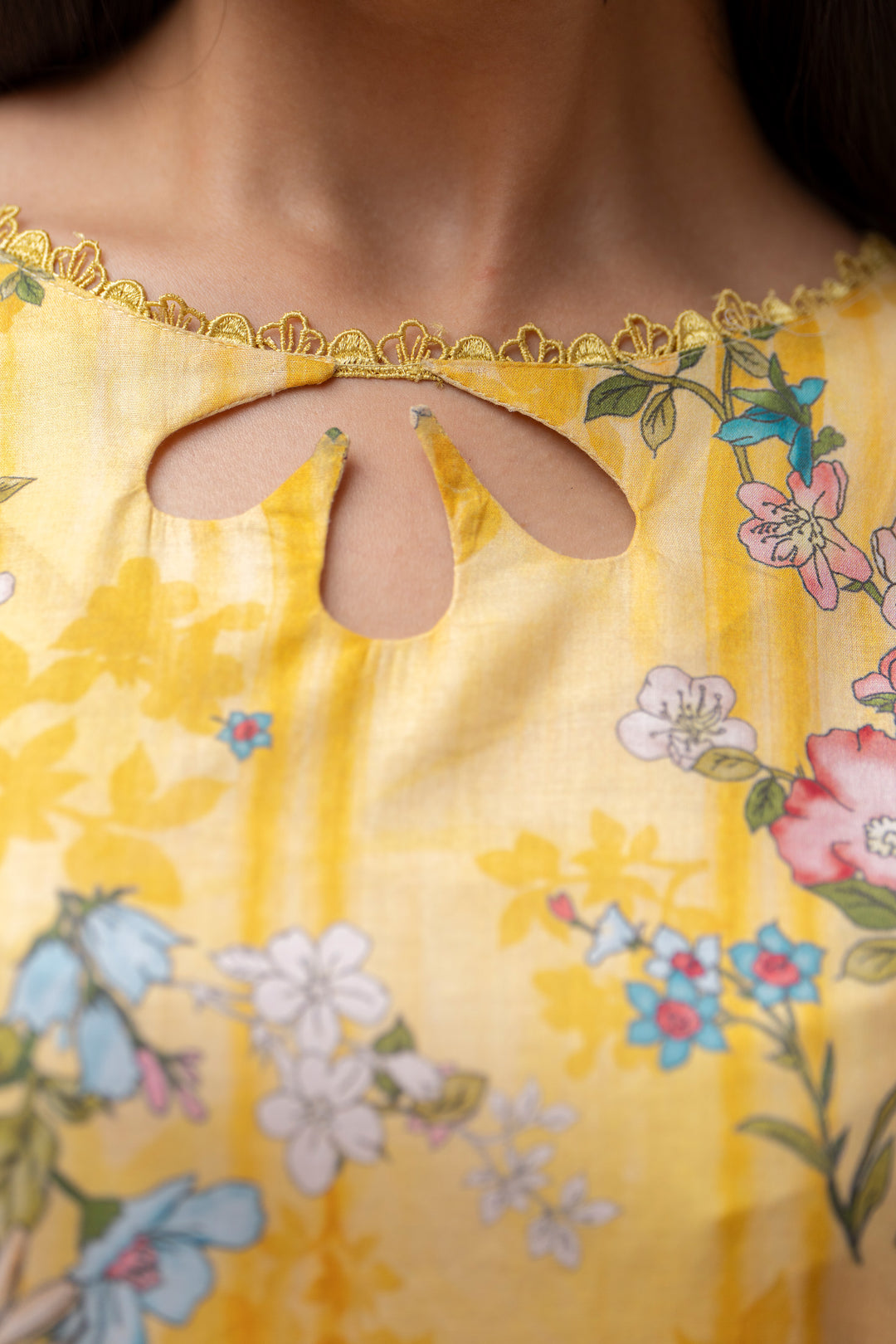 3 PC Unstitched Yellow Lawn - SU25V25-S4 - JACQUARD CLOTHING