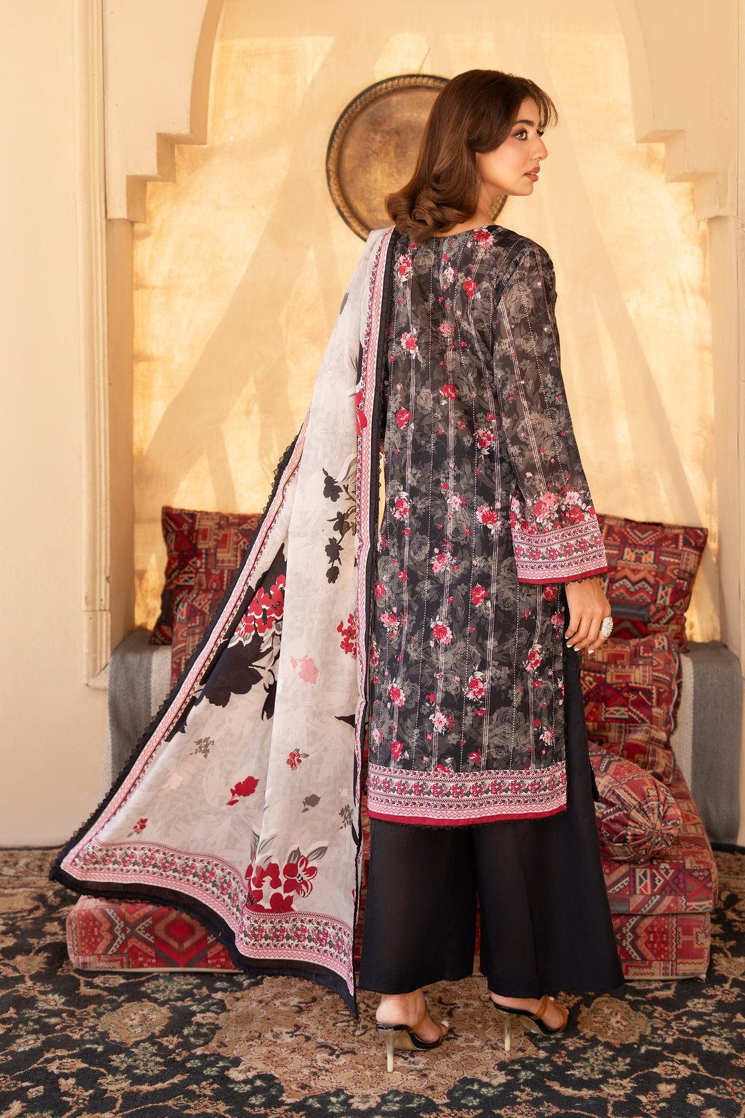 3 Pcs Unstitched Black Lawn - SU25V19-S8 - JACQUARD CLOTHING
