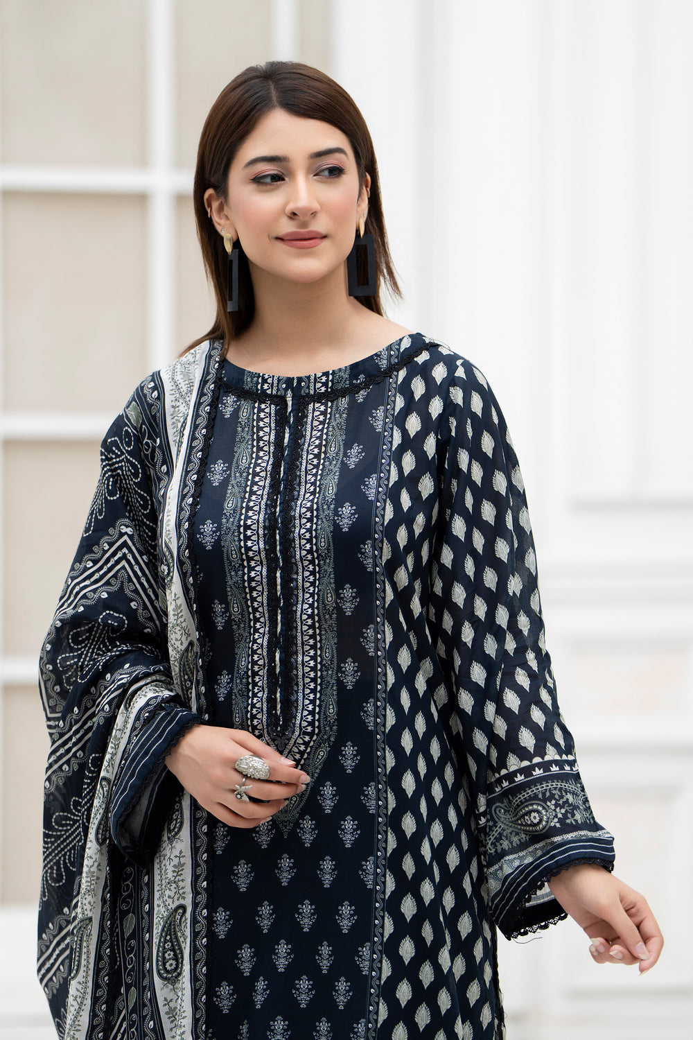 3 Pcs Unstitched Black Lawn - SU25V30-S5 - JACQUARD CLOTHING