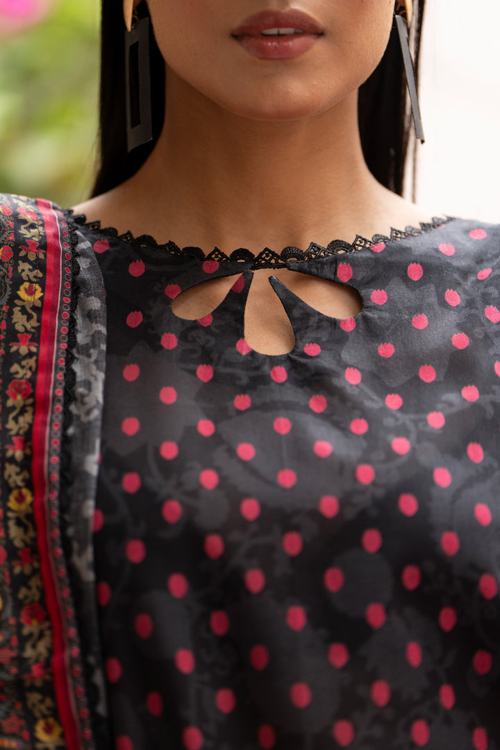 3 Pcs Unstitched Black Lawn - SU25V23-S8 - JAQUARD CLOTHING