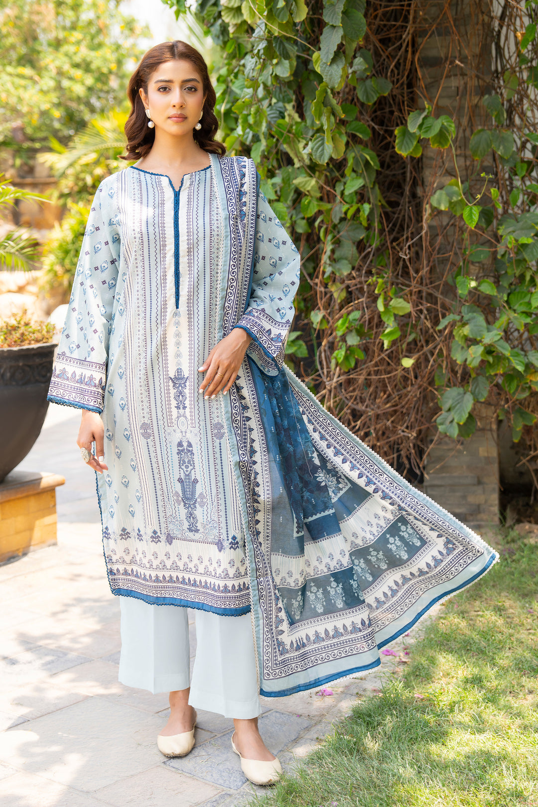 3 Pcs Unstitched Blue Lawn - SU25V17-S7 - JACQUARD CLOTHING