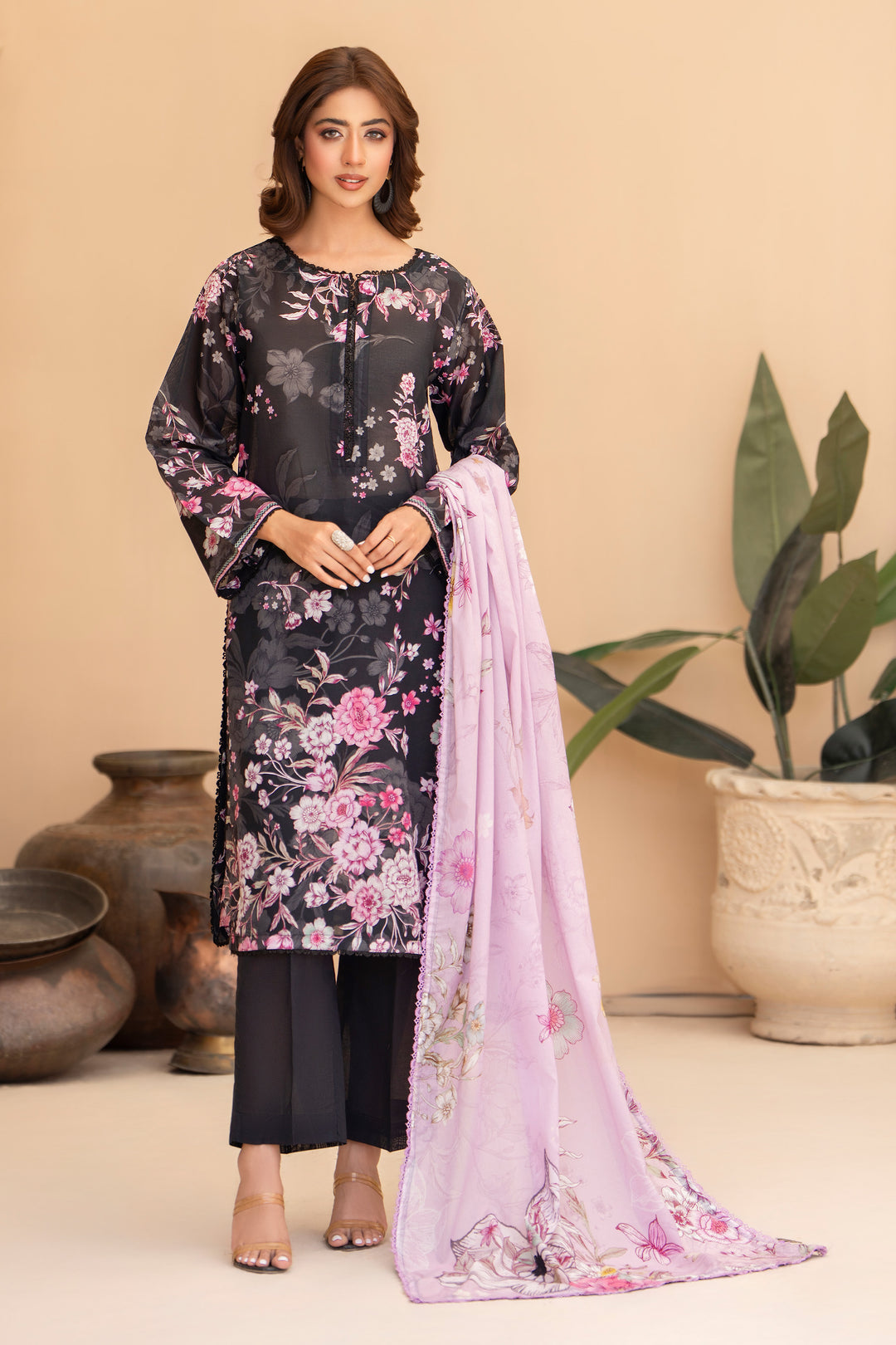 3 Pcs Unstitched Chic Black Lawn - SU25V20-S4 - JACQUARD CLOTHING