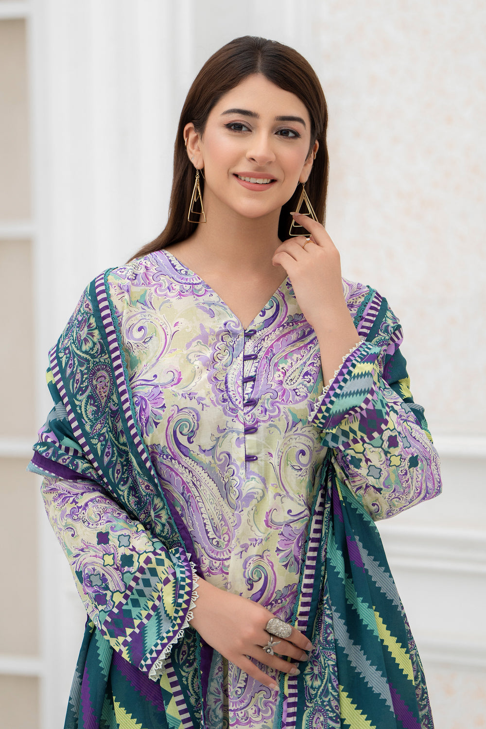 3 Pcs Unstitched Cream Lawn - SU25V27-S1 - JACQUARD CLOTHING