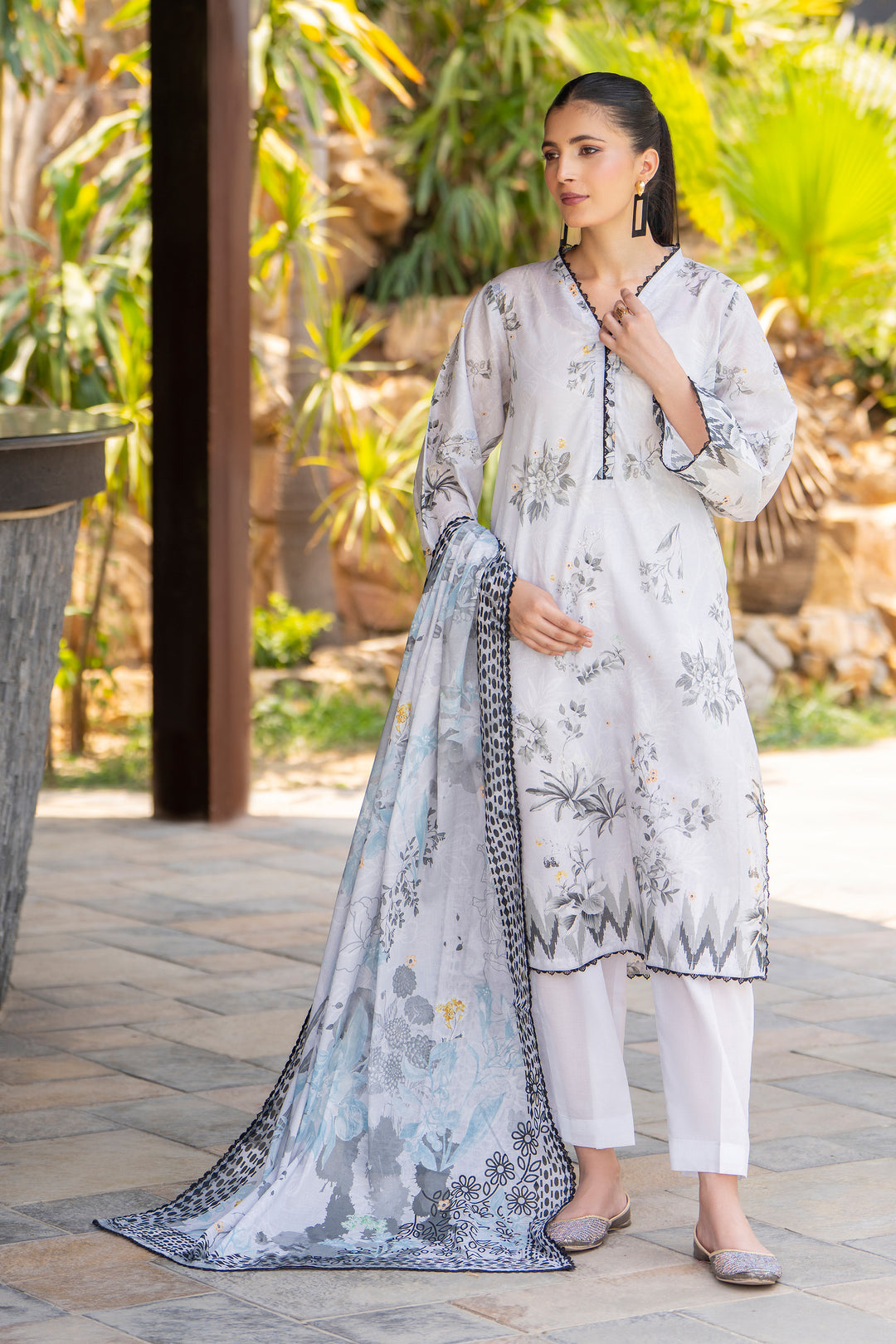 3 Pcs Unstitched Gray Lawn - SU25V18-S7 - JACQUARD CLOTHING