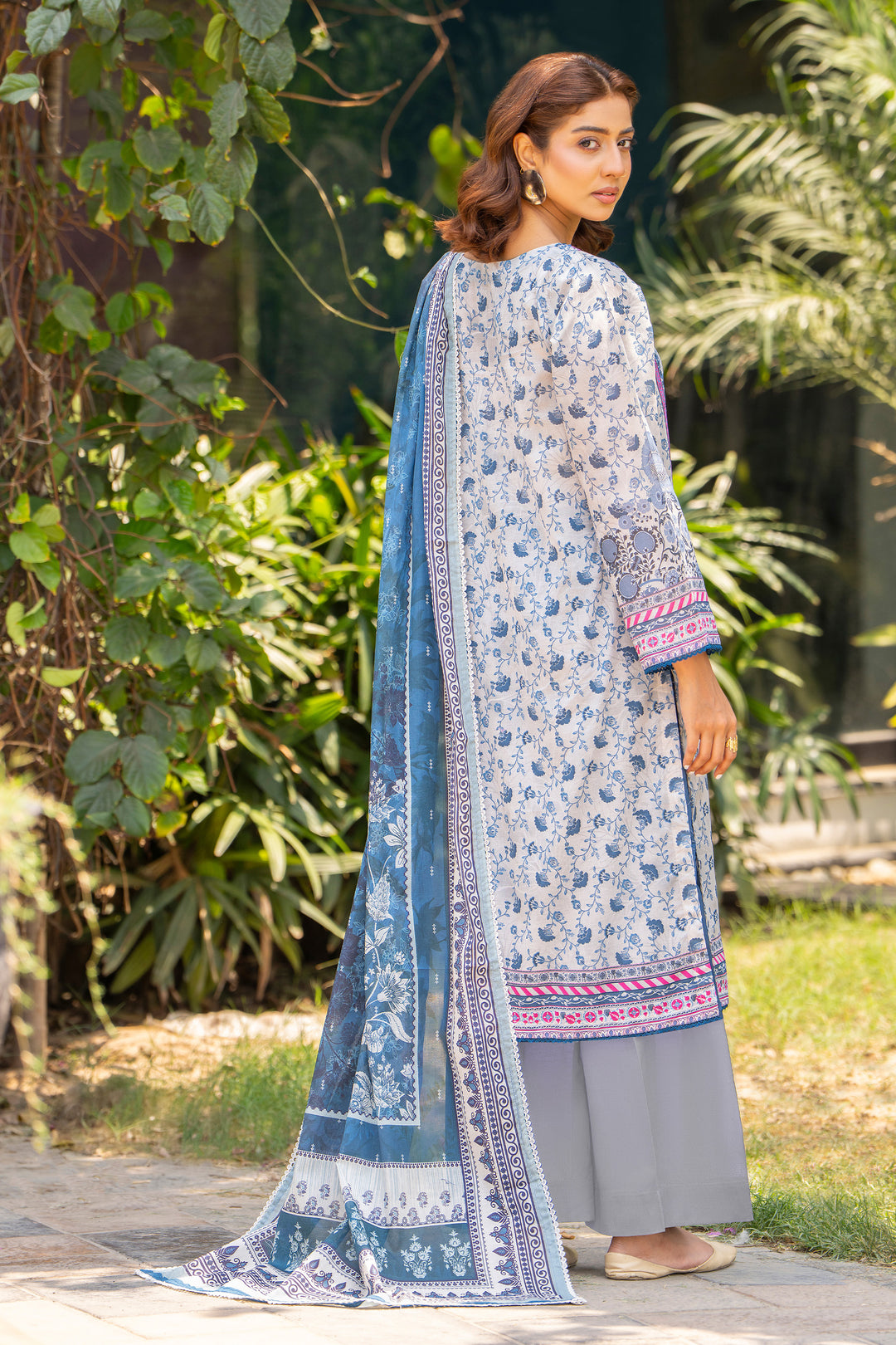 3 Pcs Unstitched Ice Blue Lawn - SU25V18-S10 - JACQUARD CLOTHING