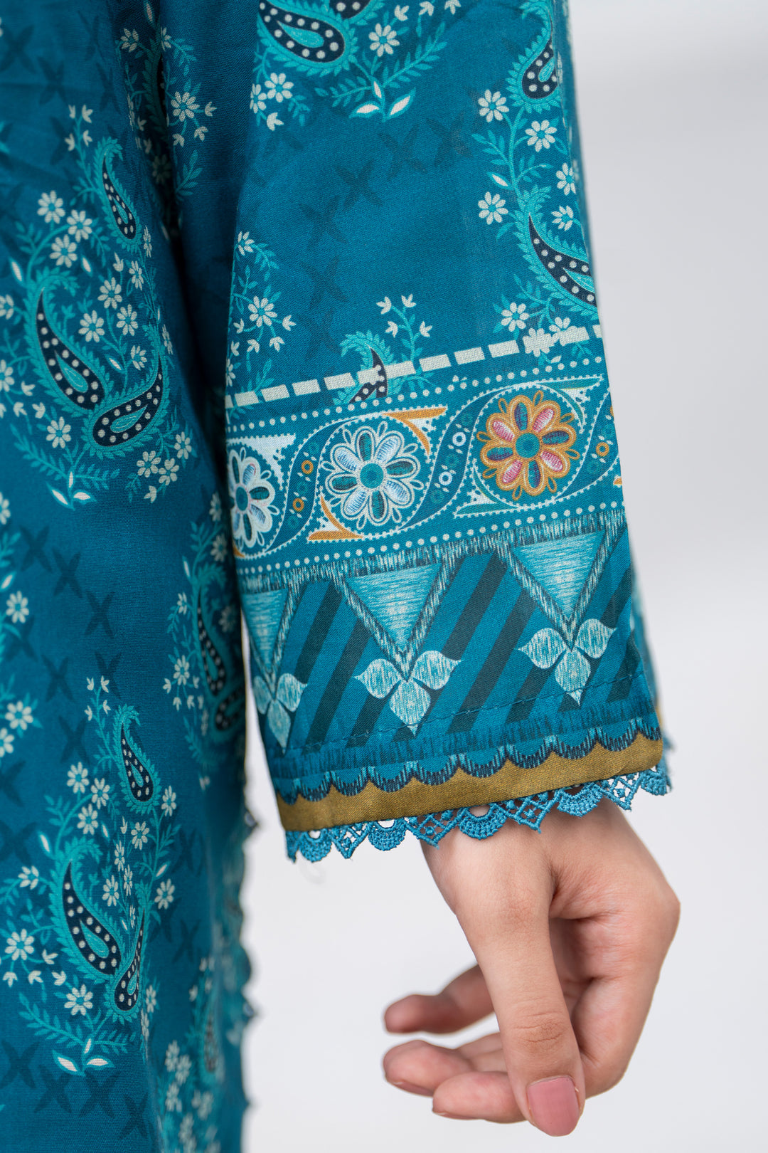 3 Pcs Unstitched Iris Blue Premium Lawn - SU25V32-S9 - JACQUARD CLOTHING