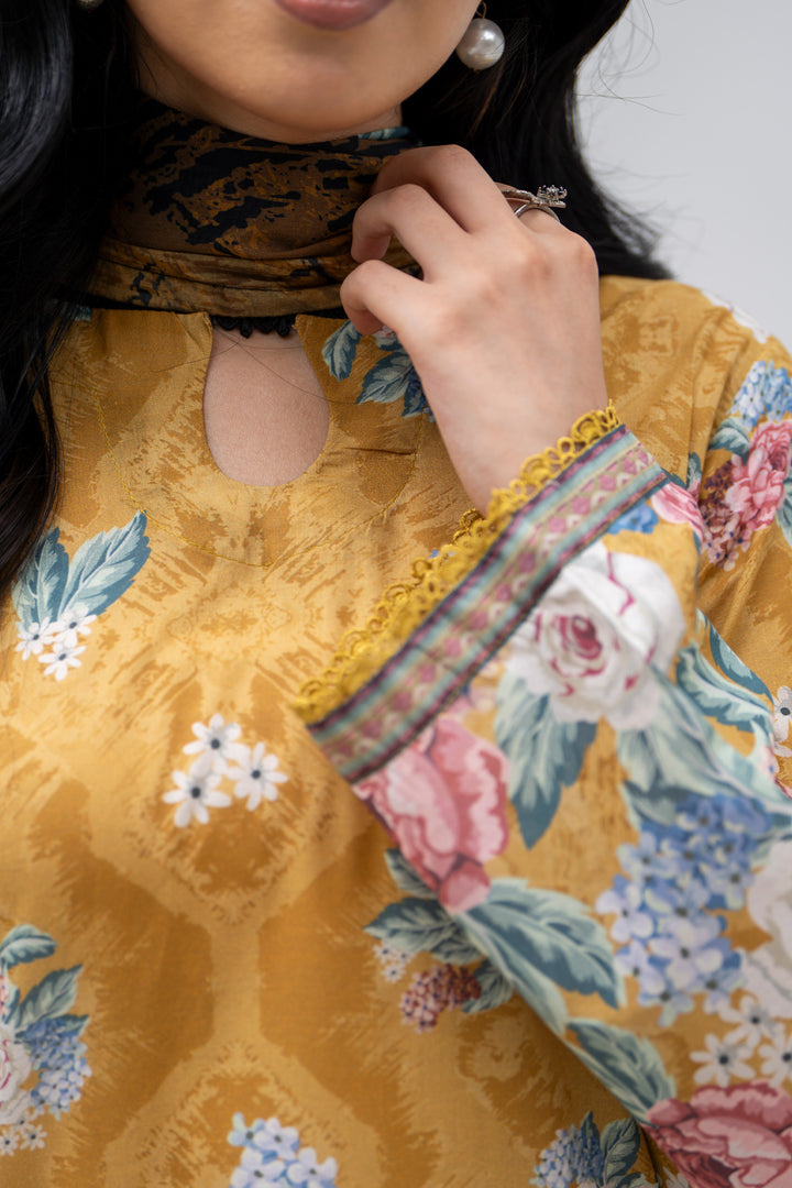 3 Pcs Unstitched Mustard Premium Lawn - SU25V32-S1 - JACQUARD CLOTHING