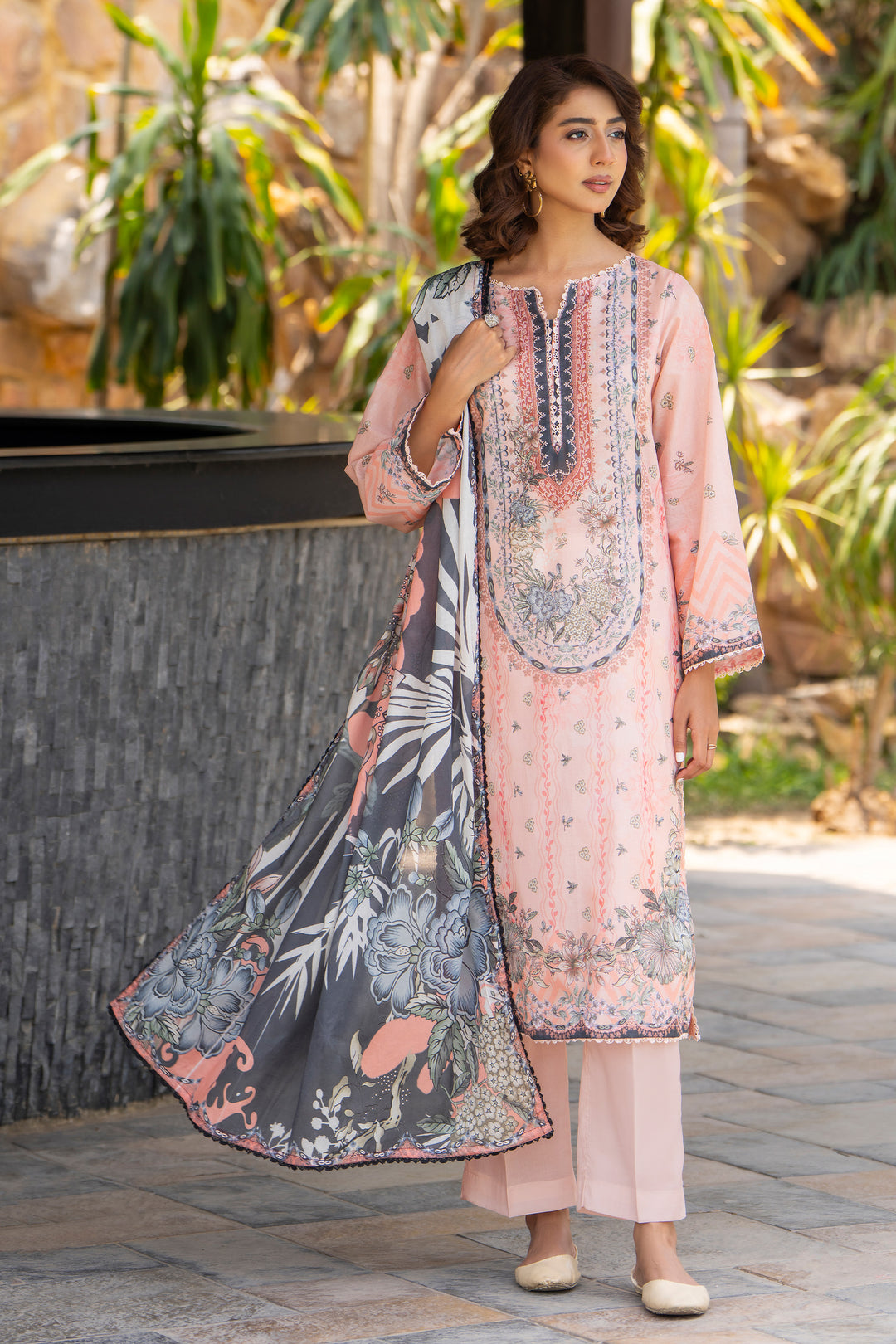 3 Pcs Unstitched Peach Lawn - SU25V16-S6 - JACQUARD CLOTHING