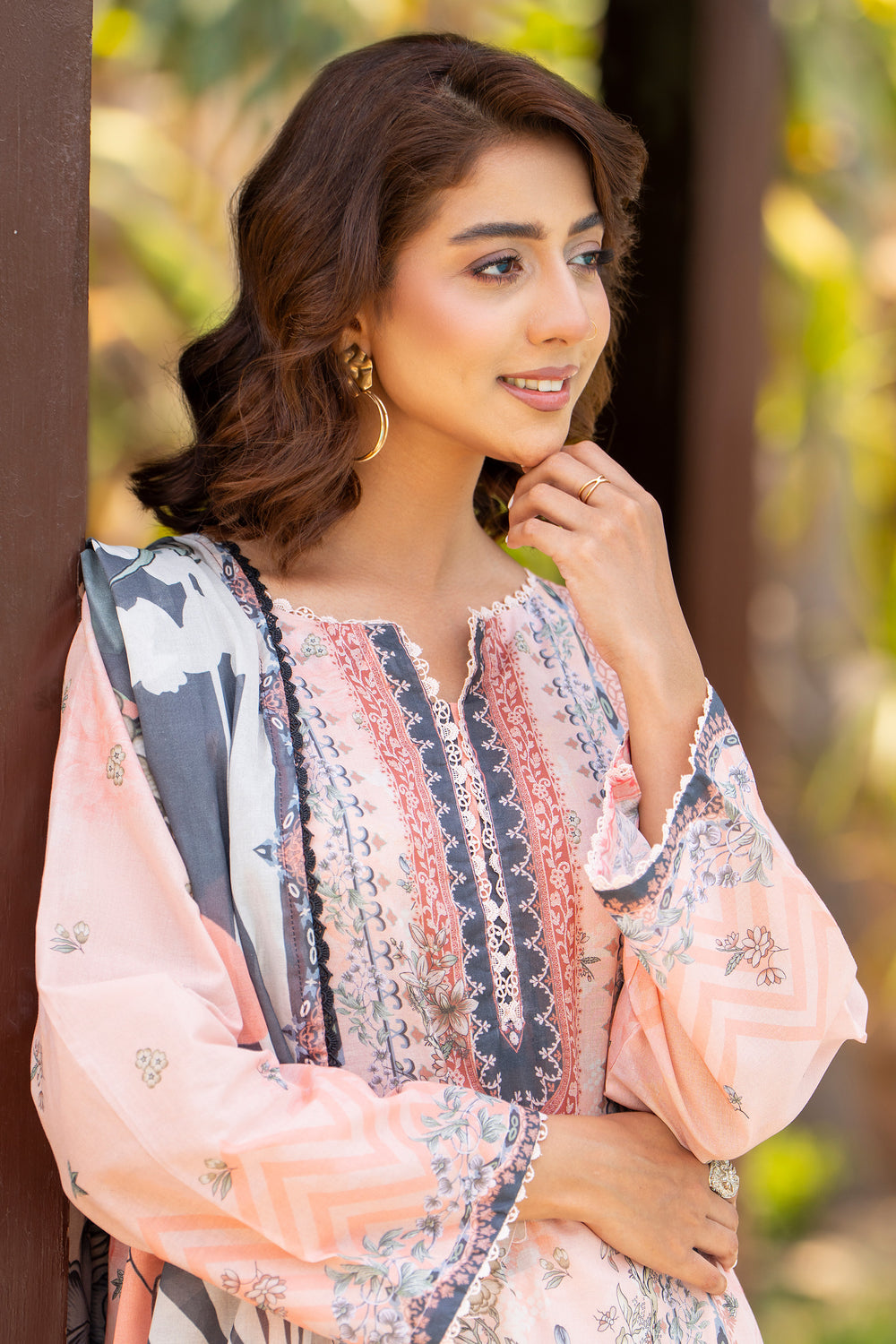 3 Pcs Unstitched Peach Lawn - SU25V16-S6 - JACQUARD CLOTHING
