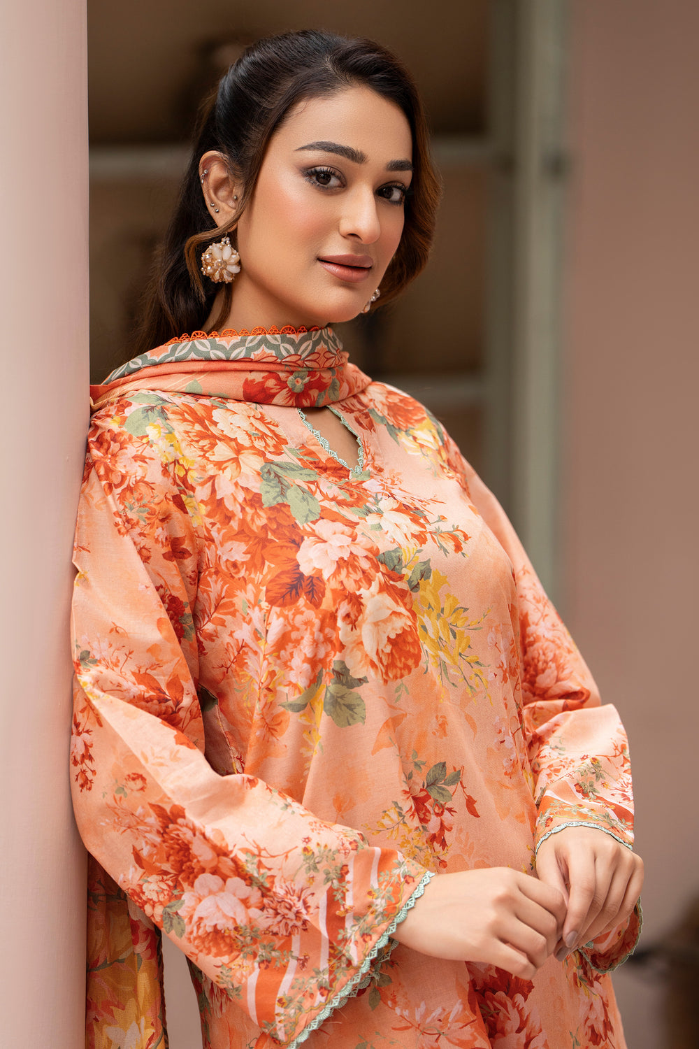 3 Pcs Unstitched Peach Lawn - SU25V24-S7 - JACQUARD CLOTHING