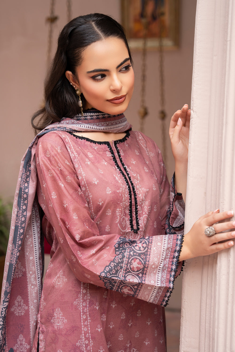 3 Pcs Unstitched Tea Pink Lawn - SU25V25-S1 - JACQUARD CLOTHING