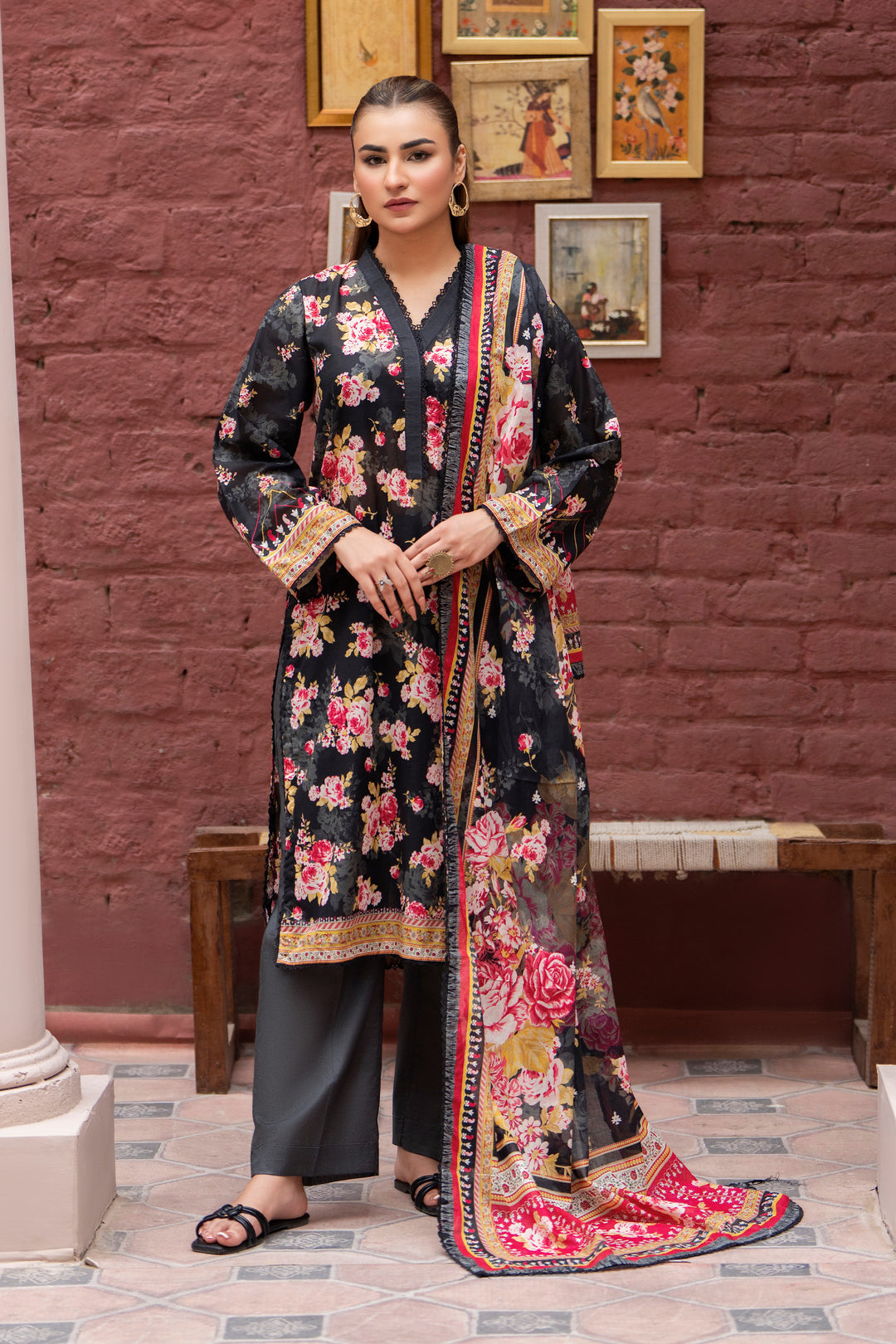 3 Piece Unstitched Black Lawn - SU25V22-S7 - JAQUARD CLOTHING