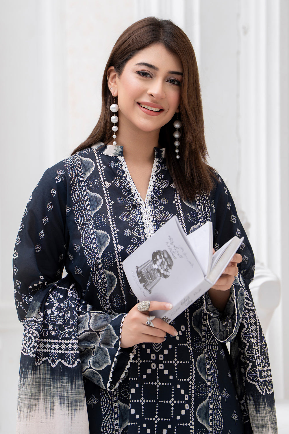 3 Piece Unstitched Black Lawn - SU25V27-S7 - JACQUARD CLOTHING