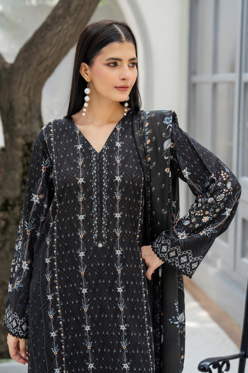 3 Piece Unstitched Black Premium Linen - W25CF1V4-S7 - JACQUARD CLOTHING