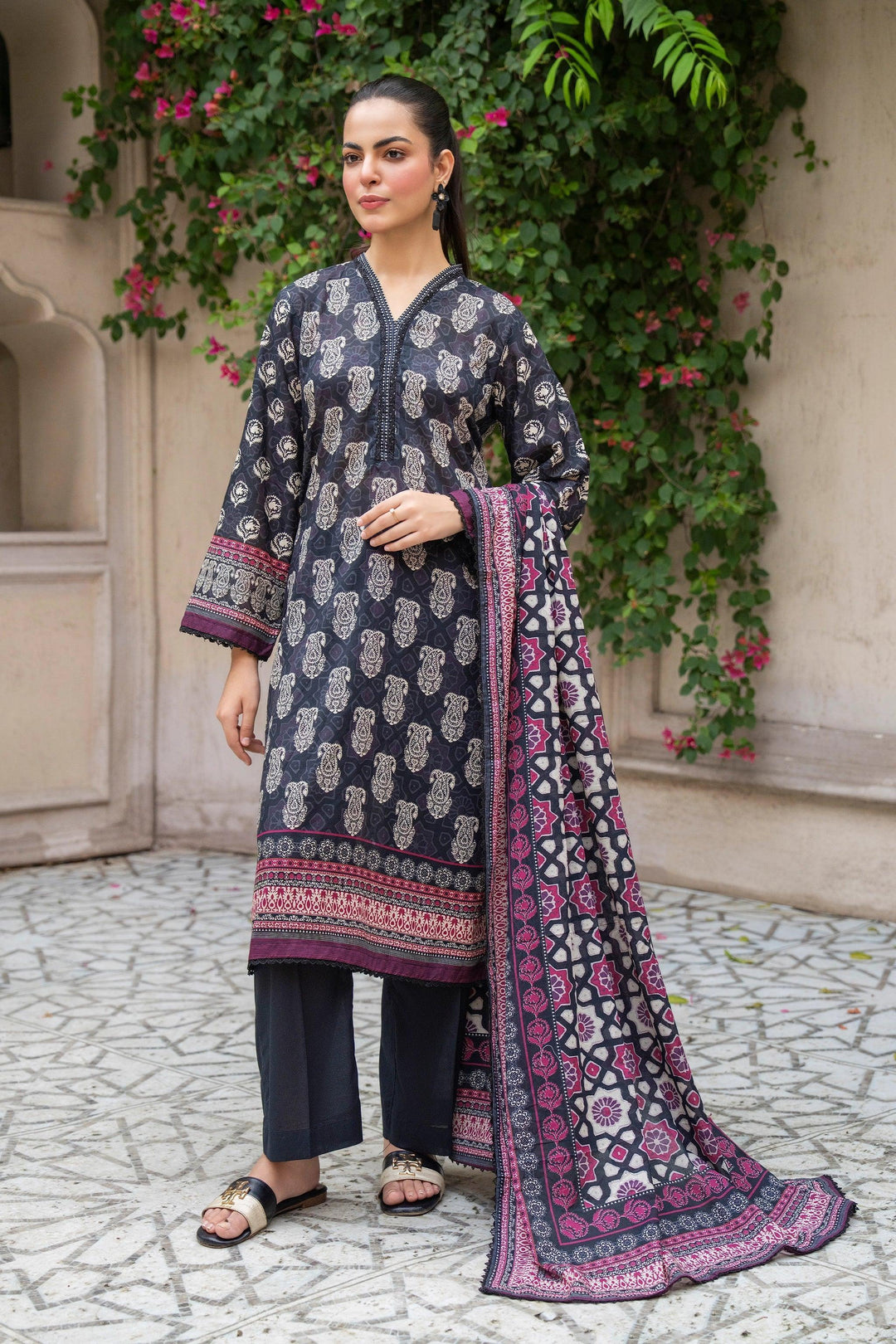 3 Piece Unstitched Black Premium Printed Lawn Suit - Jacquard Summer 2026
