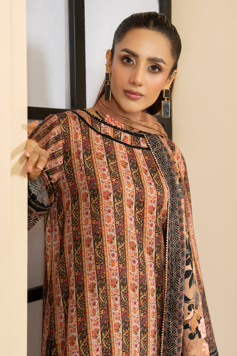 3 Piece Unstitched Brown Premium Linen - W25CF1V3-S9 - JACQUARD CLOTHING