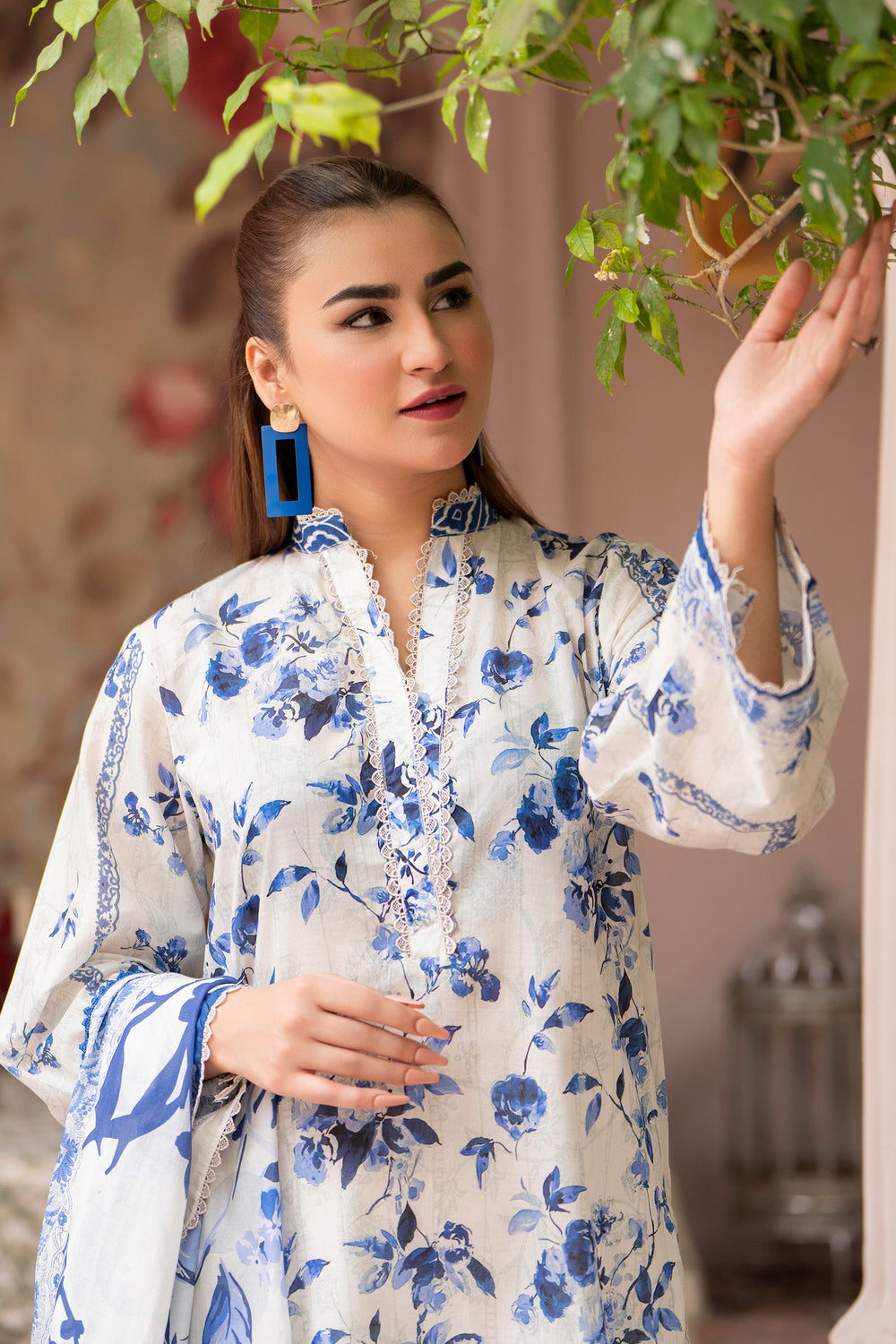 3 Piece Unstitched White Lawn - SU25V21-S4 - JAQUARD CLOTHING