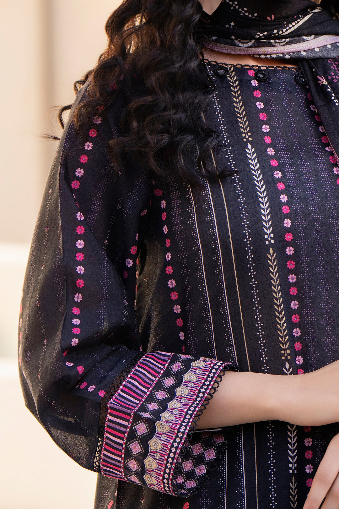 Black 3 Piece Unstitched Premium Lawn - SU25V5-S9 - JACQUARD CLOTHING