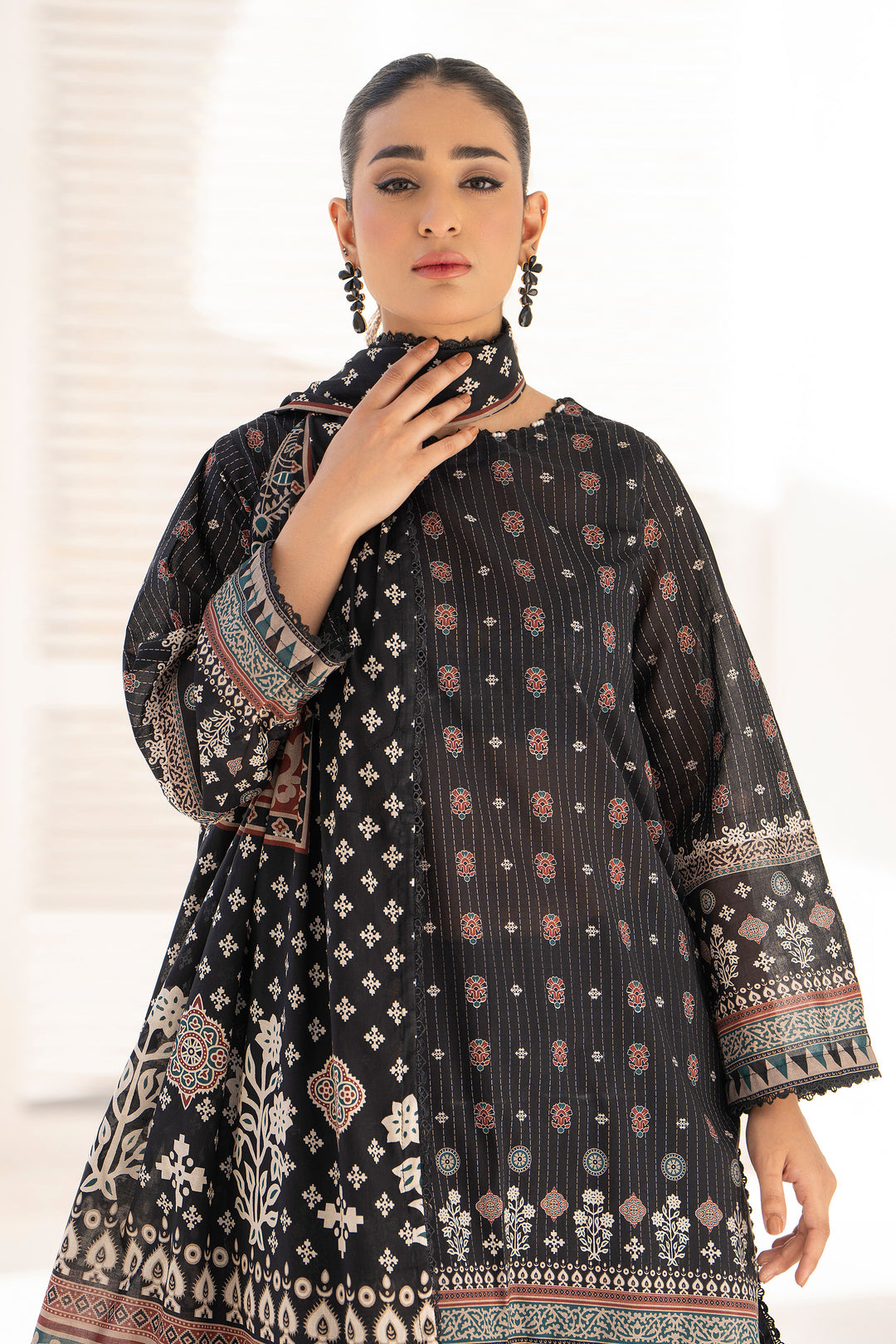 Black 3 Piece Unstitched Premium Lawn - SU25V6-S3 - JACQUARD CLOTHING