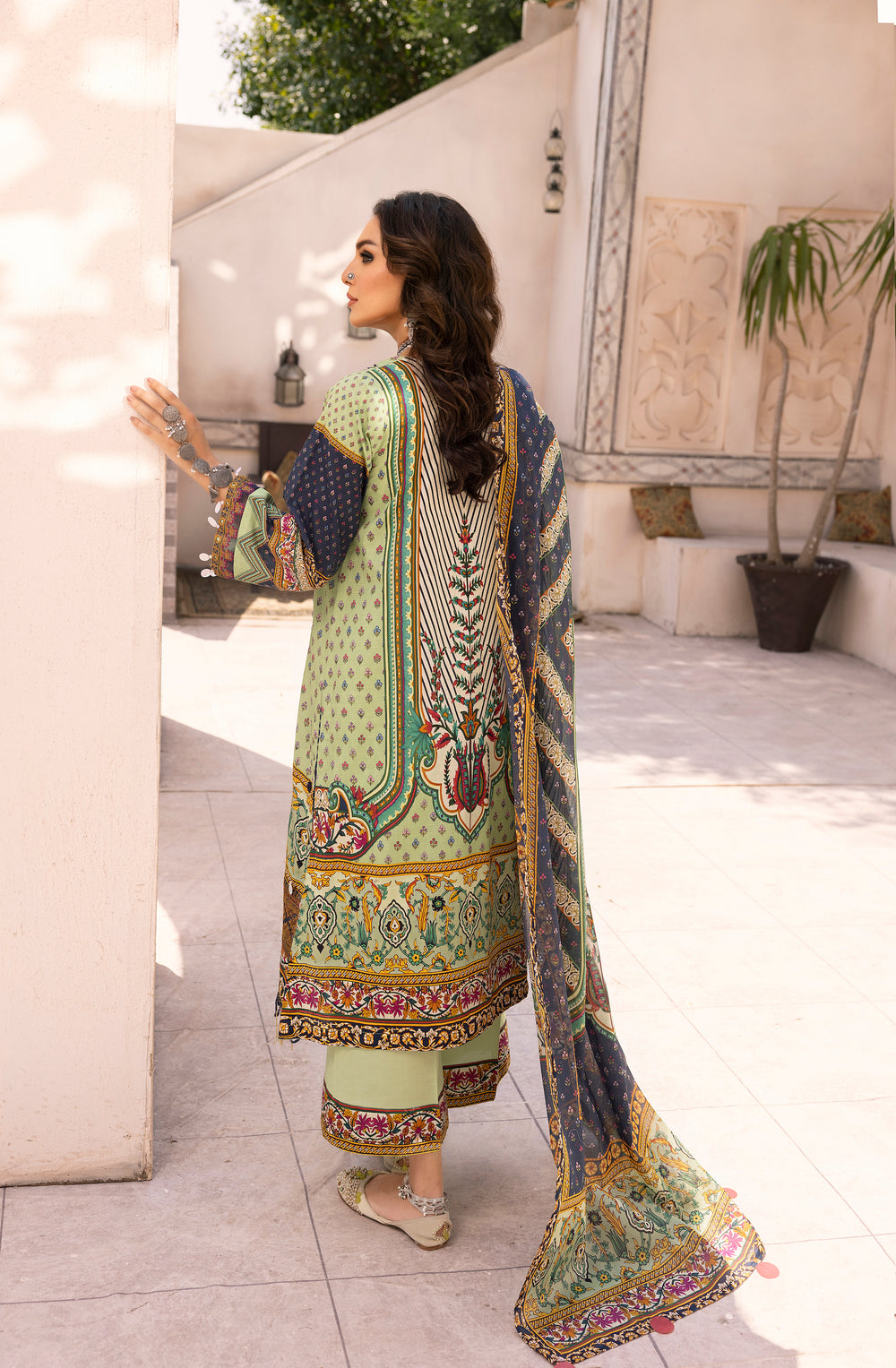 AKS COLLECTION / 3PC / PRINTED EMBROIDERED LAWN UNSTITCHED BY JACQUARD CLOTHING