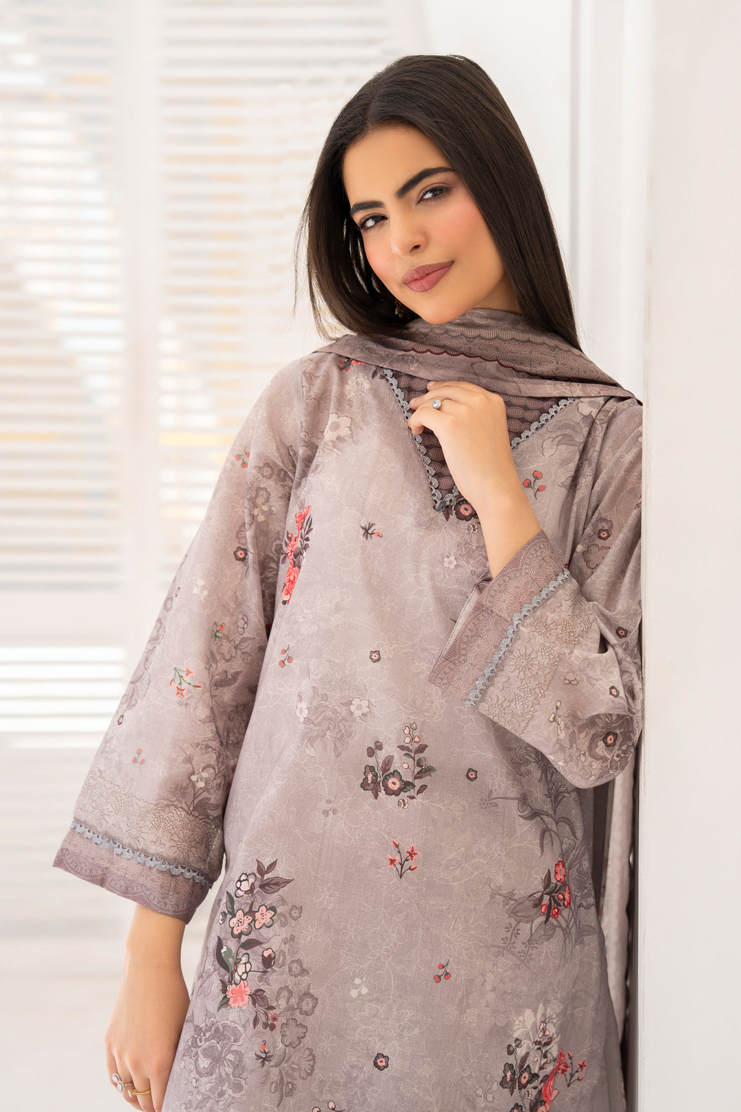 Latte 3 Piece Unstitched Premium Lawn - SU25V9-S9 - JACQUARD CLOTHING