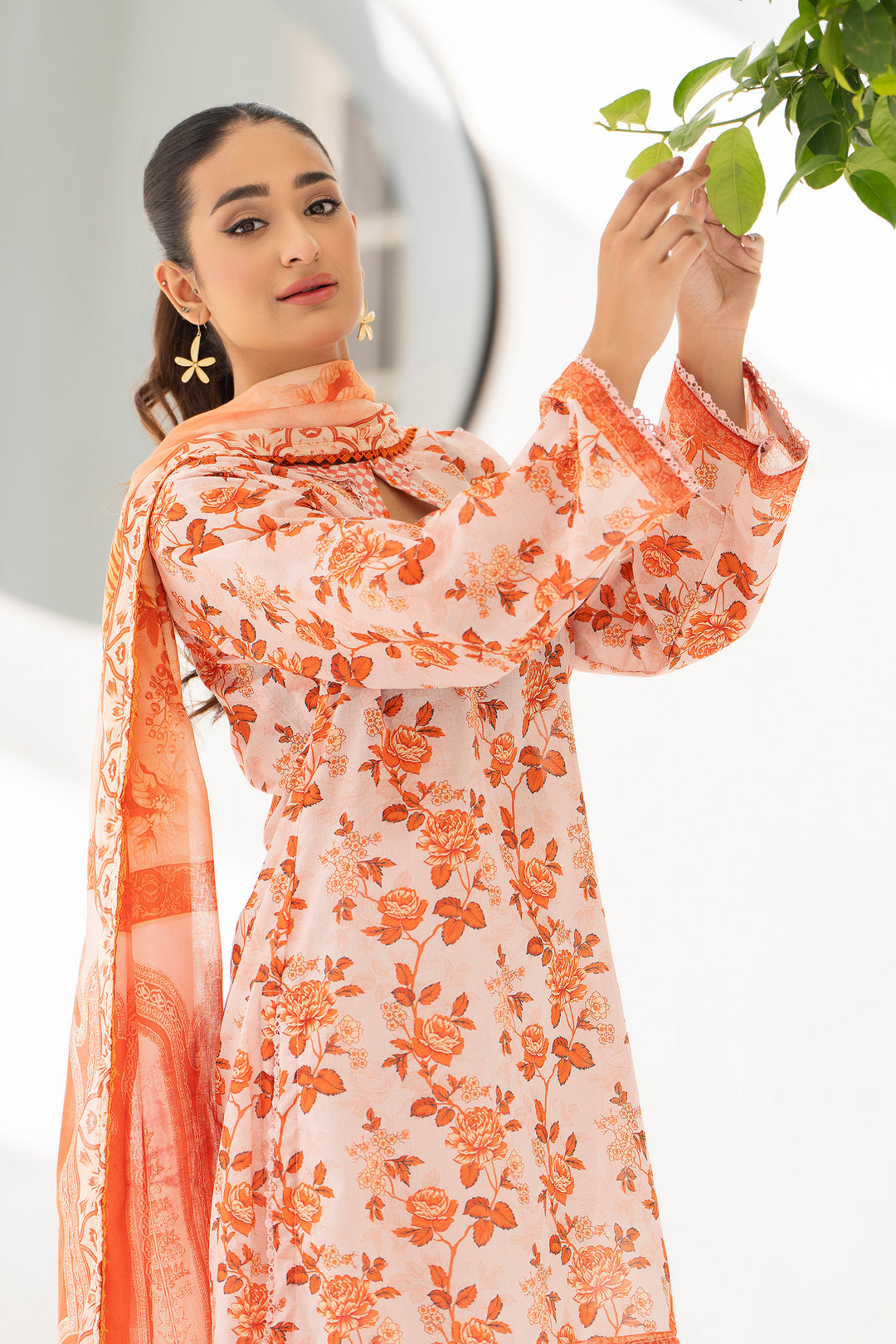 White 3 Piece Unstitched Premium Lawn - SU25V5-S14 - JACQUARD CLOTHING