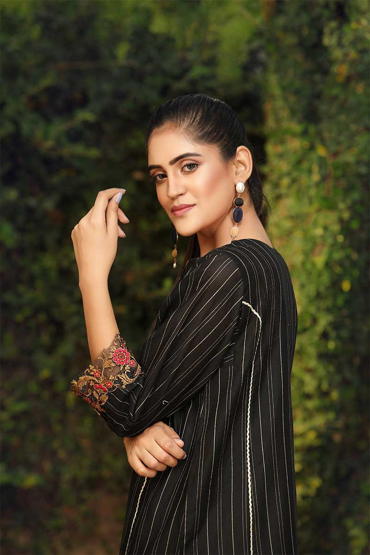 FANCY LAWN / BLACK BEAUTY - Jacquard.pk