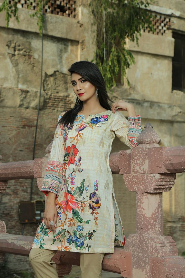 FLORAL BREEZE - Jacquard.pk