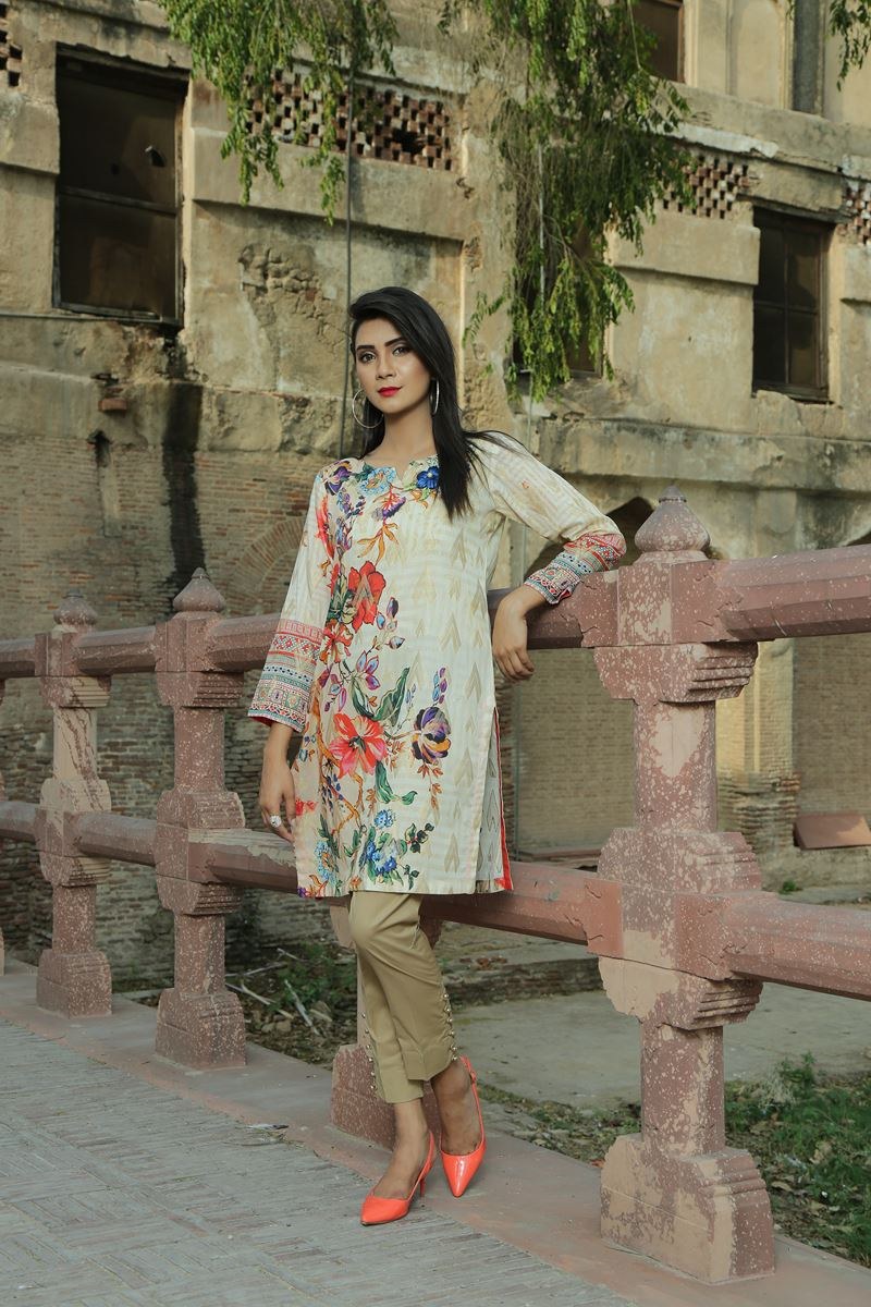 FLORAL BREEZE - Jacquard.pk