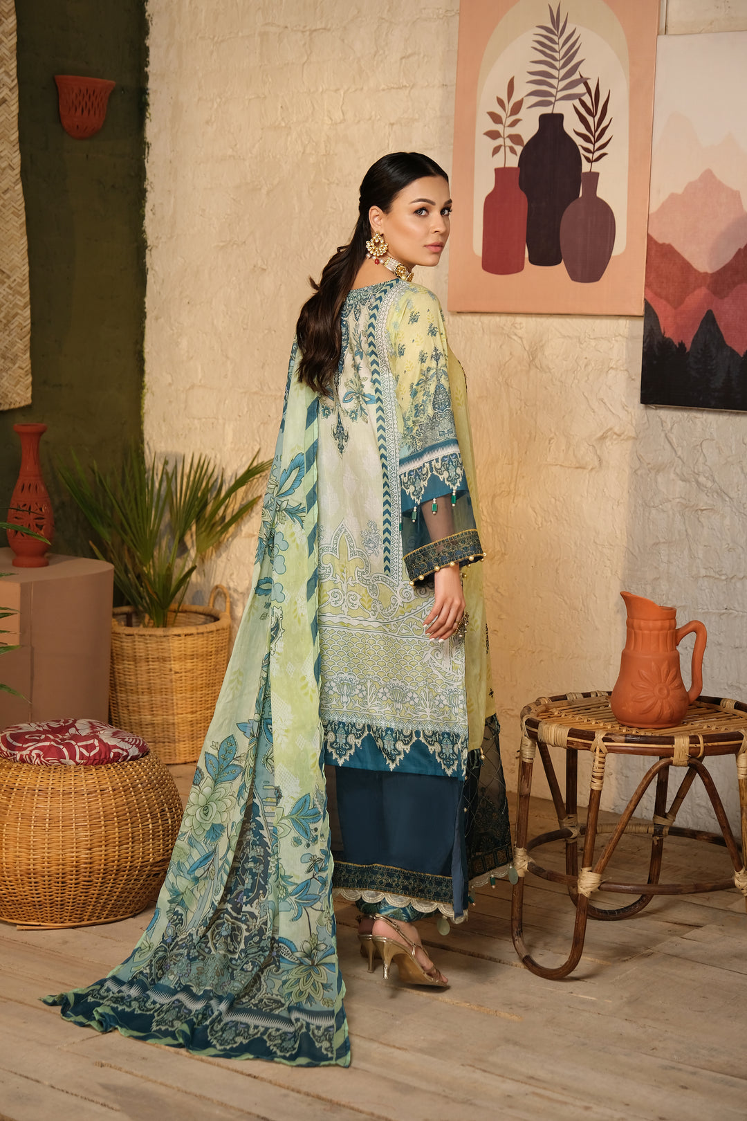 SHAJR-E-ZOUQ COLLECTION / 3PC / EMBROIDERED LAWN UNSTITCHED EID23 COLLECTION BY JACQUARD CLOTHING