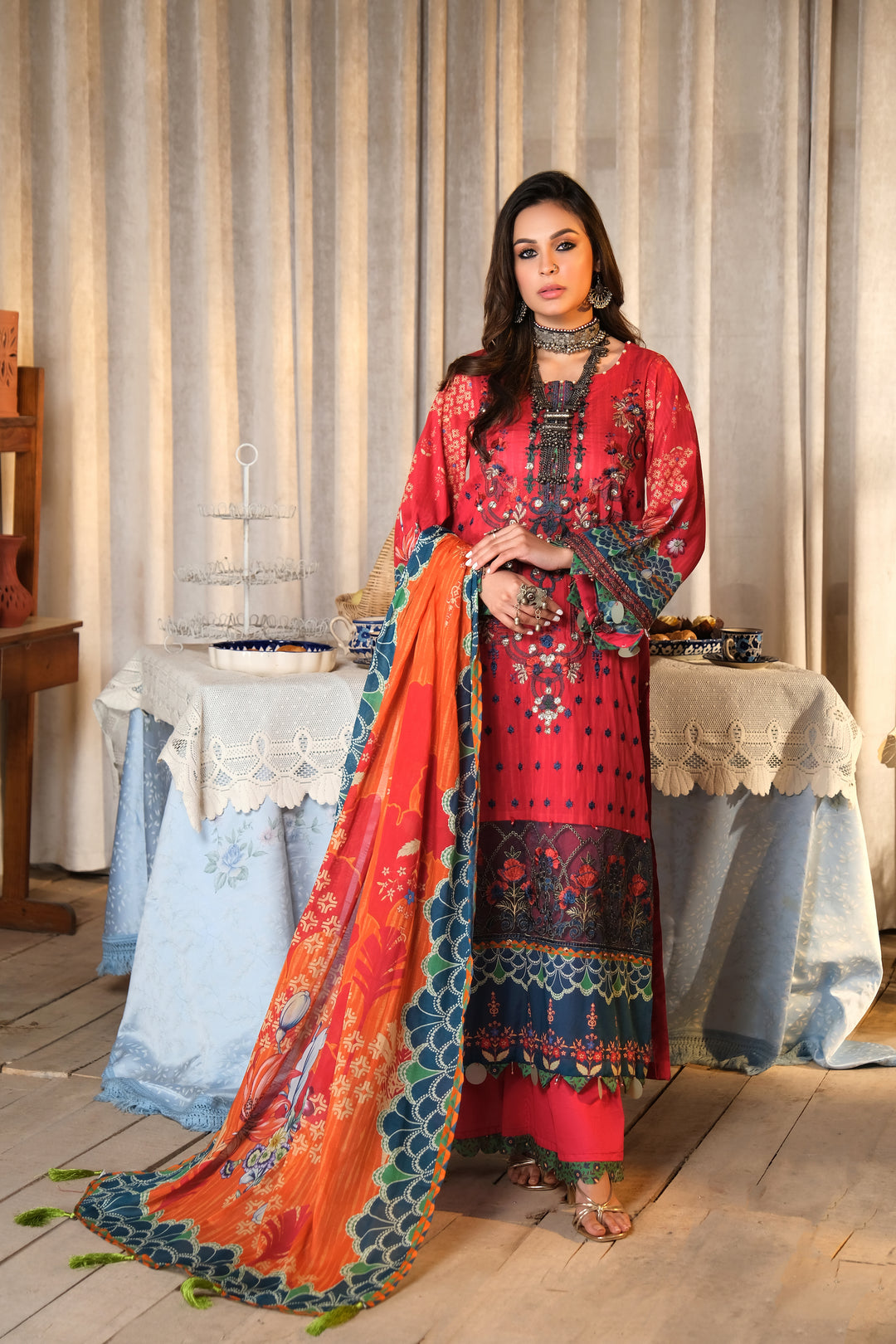 ANNA-UNSTITCHED-EMBROIDERED LAWN SUIT