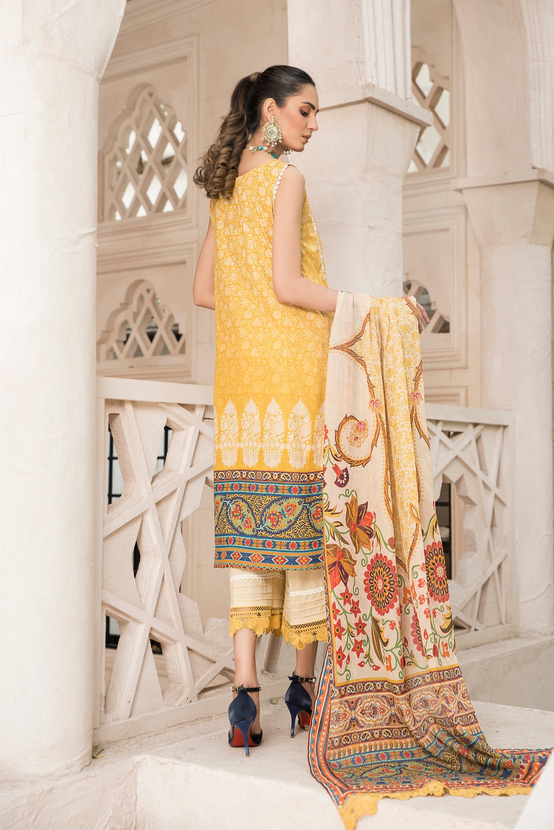 LAWN COLLECTION 3PCS UNSTITCHED BY JACQUARD CLOTHING SUMMER SPRING 2022