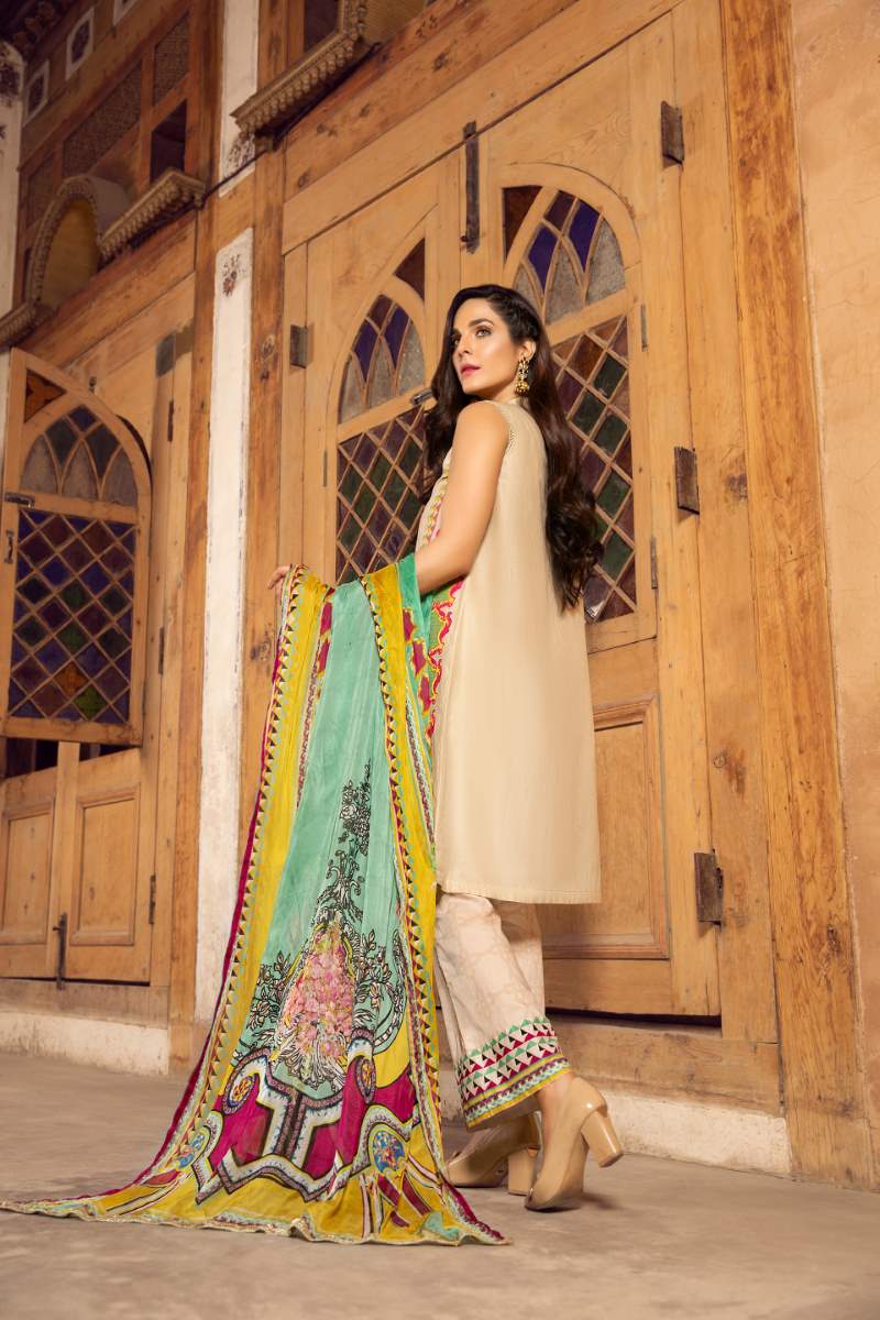 UNSTITCHED / MASOORI LAWN / ROSHANAK - Jacquard.pk