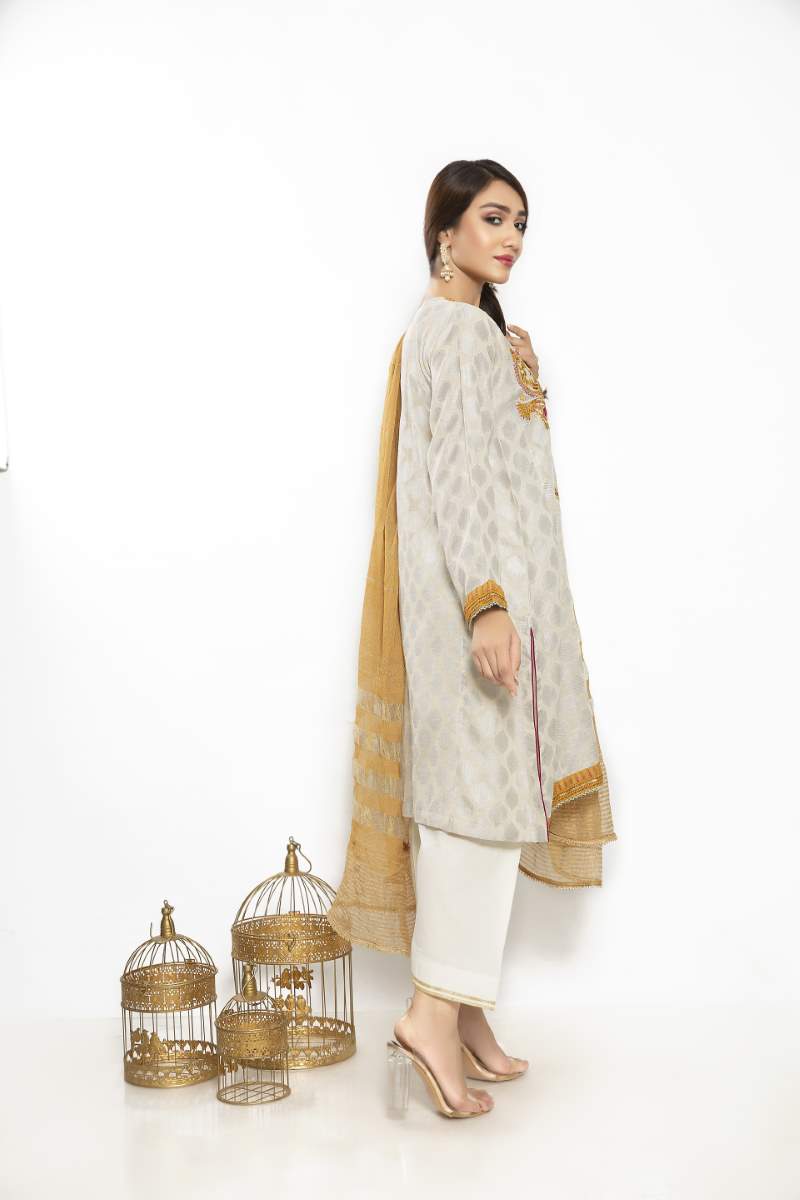 JACQUARD  / KASHMIRI MAJESTIC - Jacquard.pk